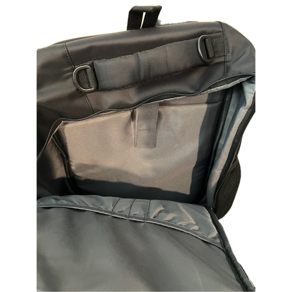 Jack Abrahams The Hudson 18-In Lightweight Travel Backpack - Picture 5 of 5
